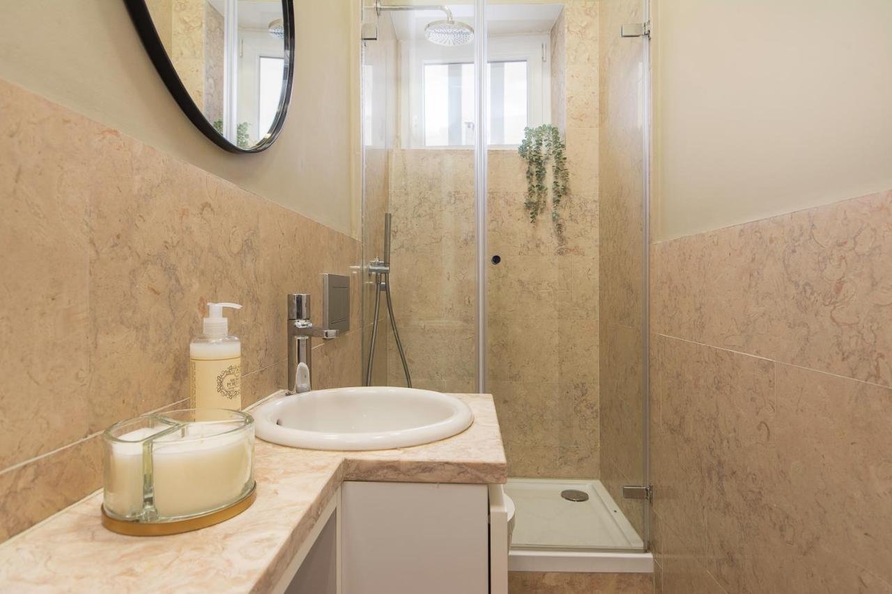 Charming Apartment In Private Condominium At Graca Lisboa Ngoại thất bức ảnh