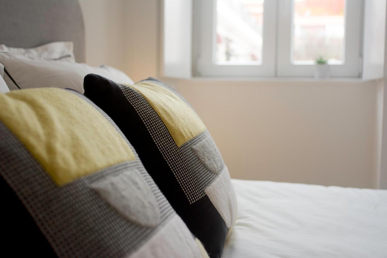 Charming Apartment In Private Condominium At Graca Lisboa Ngoại thất bức ảnh